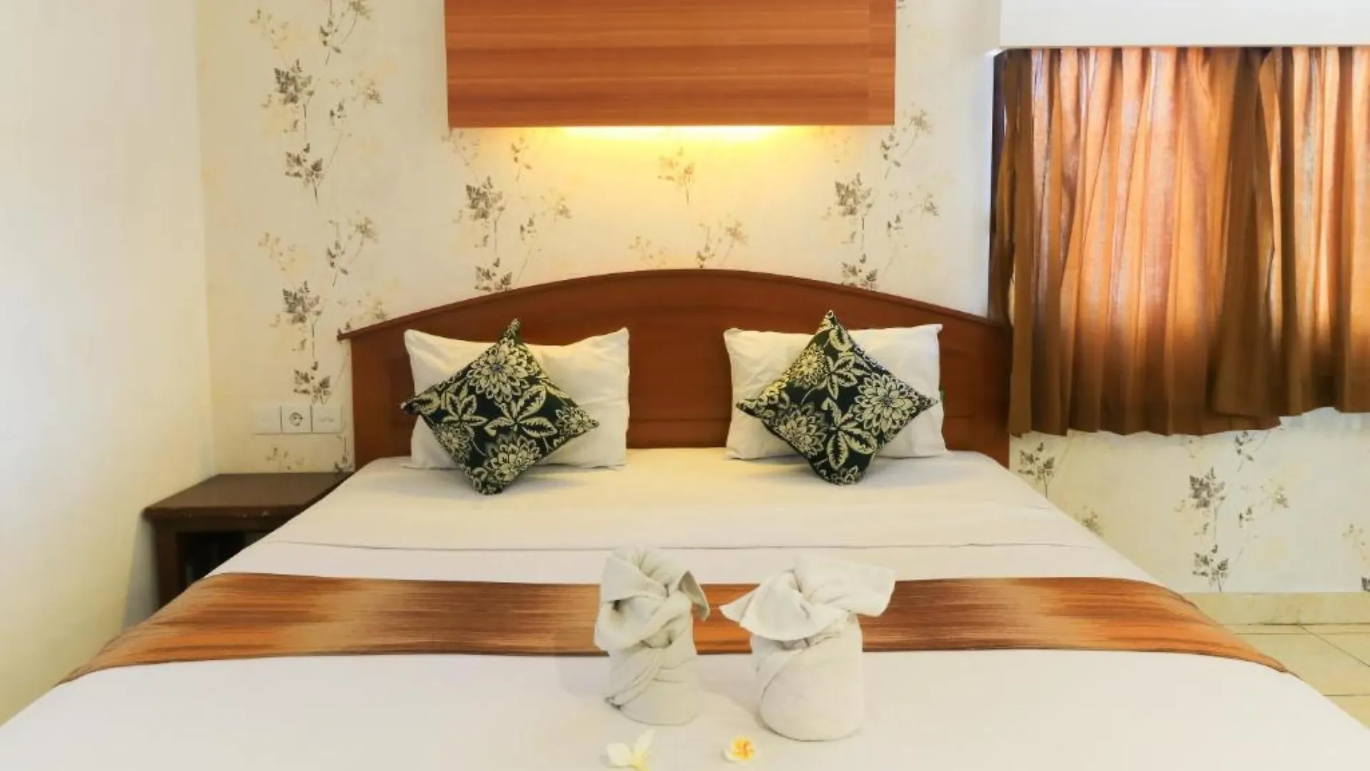 Ayu Lili Garden Hotel Kuta 3*, Kuta (Bali)